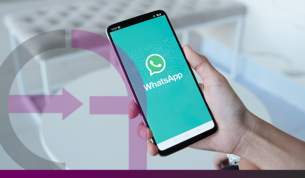 Transferências via WhatsApp; Santander oferece ferramenta aos clientes.